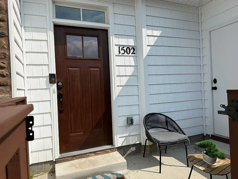 1502 Kathy Ann Way E — Photo 3