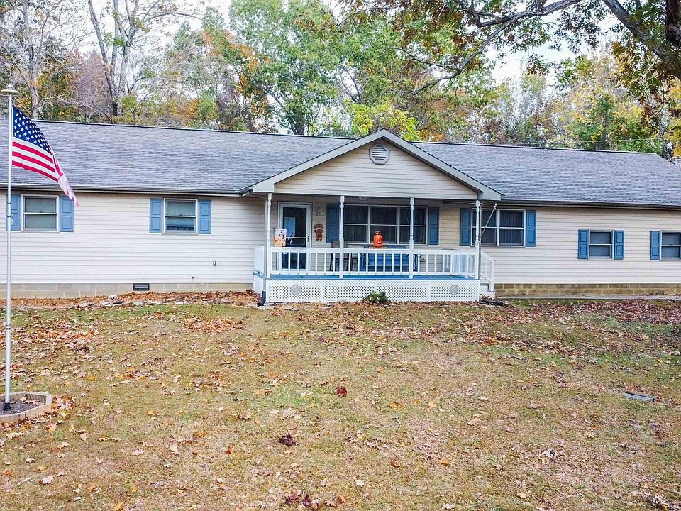 1st image of 27 Sycamore Dr