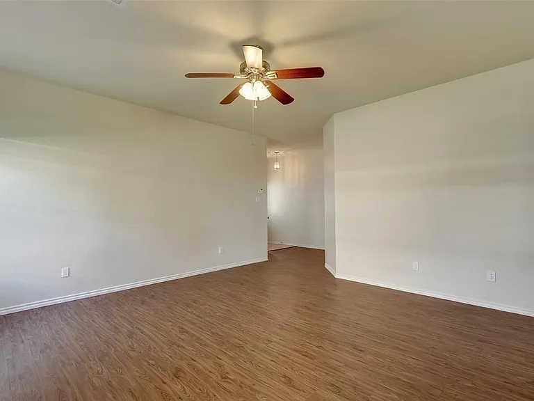 8731 Sunny Gallop Dr — Photo 8