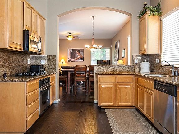 4th image of 1729 San Esteban Cir