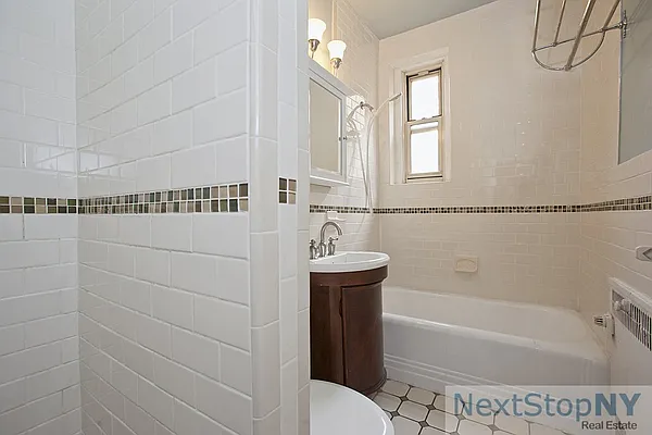 Sold by NextStopNY | media 15