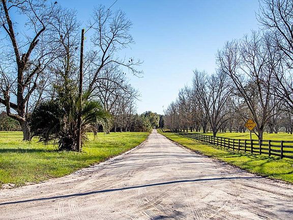 3rd image of 173RD Road