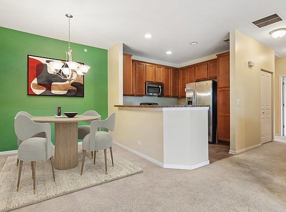 4th image of 2220 Aurora Dr Unit 23