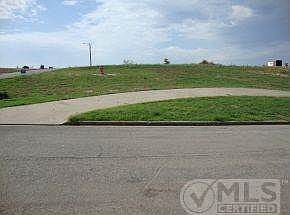 Corner Bsmt Lot & Circle Drive