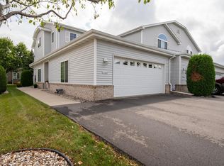 3140 White Tail Ln UNIT D, Oshkosh, WI 54904