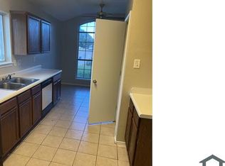 812 Valdez Dr, Dallas, TX 75253
