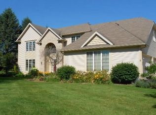 15195 Roscommon Ln, Granger, IN