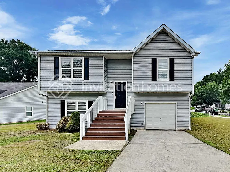 869 Tramore Dr