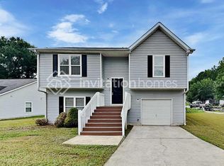 869 Tramore Dr, Stockbridge, GA 30281