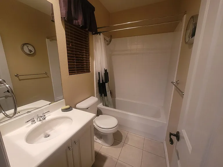 26167 Lone Rock Ct — Photo 4