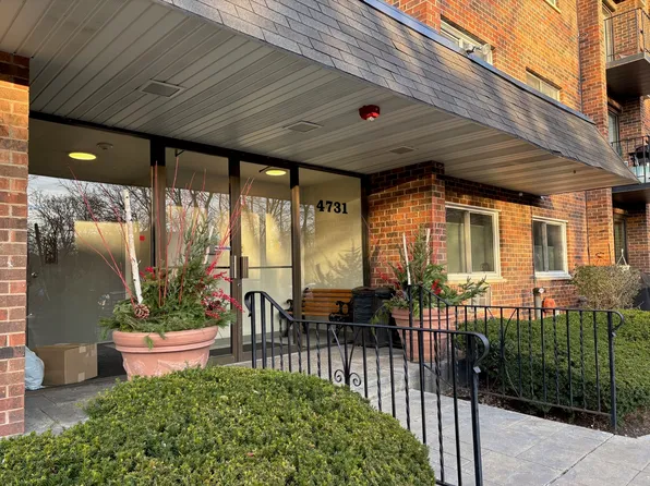 4731 Saint Joseph Creek Rd APT 3H, Lisle, IL 60532