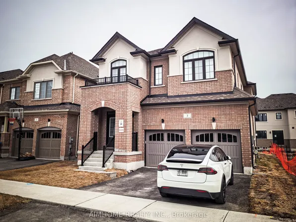 3 Ken Davie Gate, Georgina, ON L4P 0S3