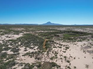 25 Six Butcherknife Rd, Alpine, TX 79830