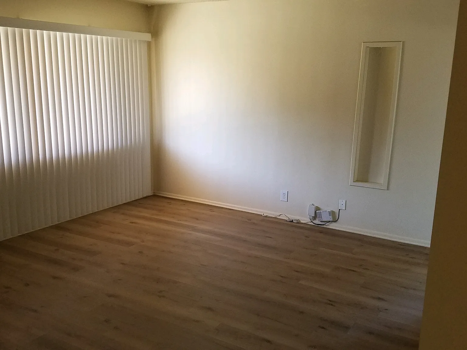 2 bed, $2,400 — Photo 4