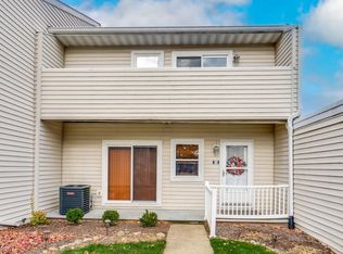3950 Royal Liverpool Dr, Uniontown, OH 44685