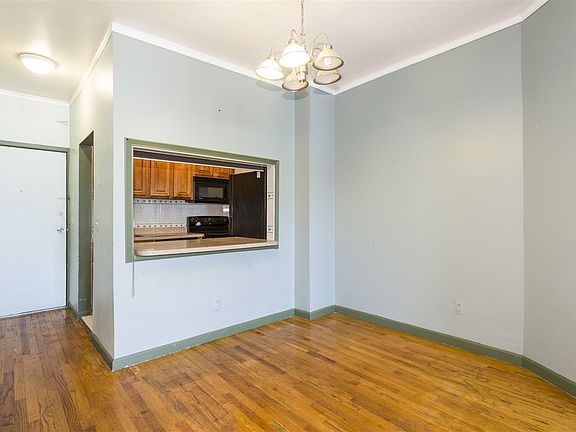 4th image of 43 Van Wagenen Ave #301