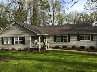 511 Kyle Ave, Lookout Mountain, TN 37350