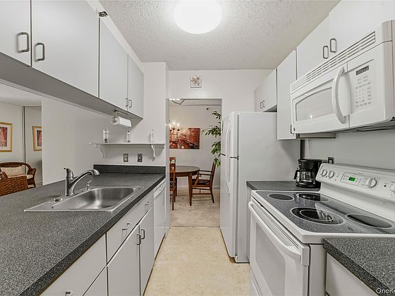 3rd image of 25 Rockledge Avenue #801