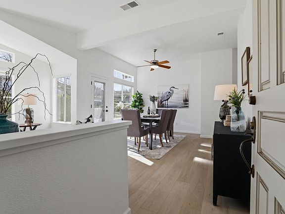 3rd image of 8611 Vineyard Ridge Pl