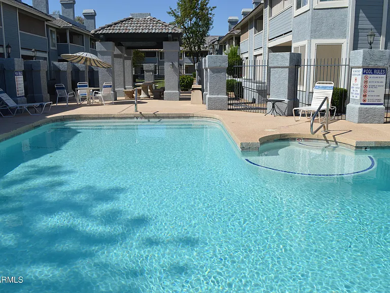 2910 W Marconi Ave #113 — Photo 22