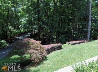 1895 Chartwell Trce, Stone Mountain, GA 30087