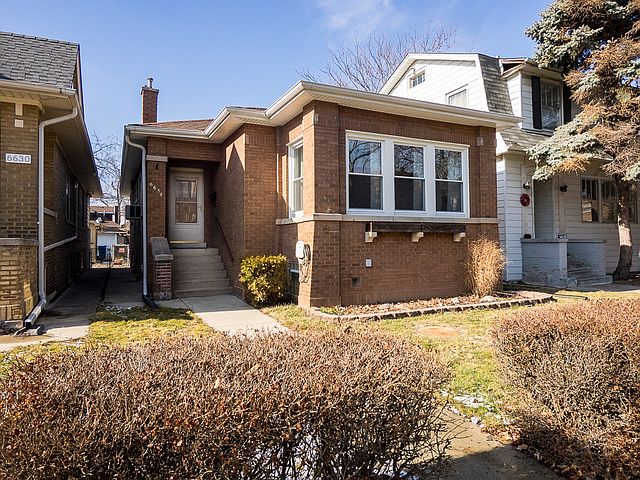 1st image of 6634 N Rockwell St