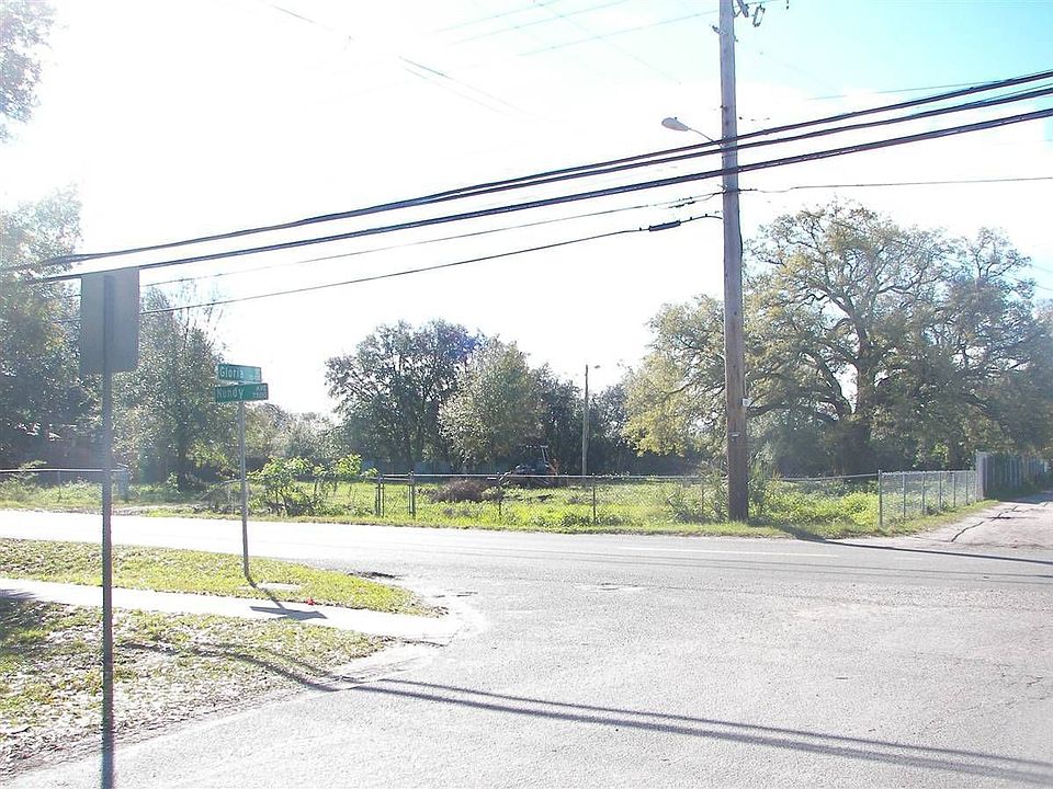 2nd image of 7501 Nundy Ave