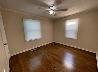 7026 W 114th Pl, Worth, IL 60482