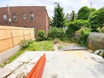 Rented by RealTegrity NY LLC