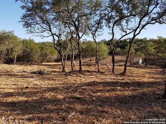 3rd image of 369 Lone Creek Cir