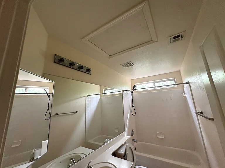 688 Pansy Pl — Photo 23