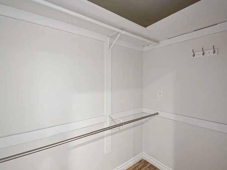 615 N Peck Ave — Photo 31