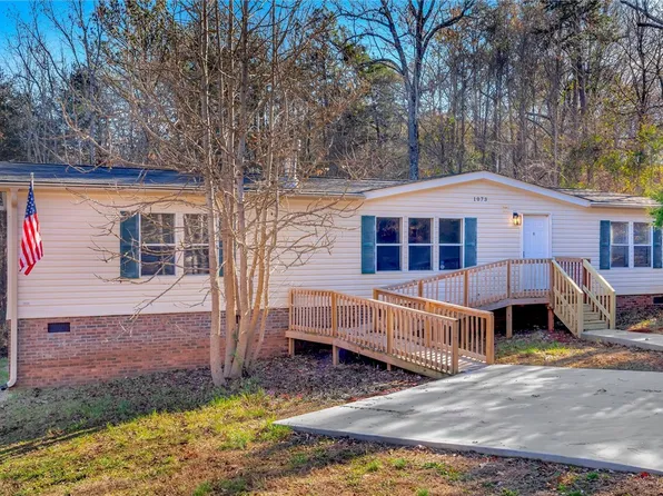 1073 Arnold Rd, Anderson, SC 29625