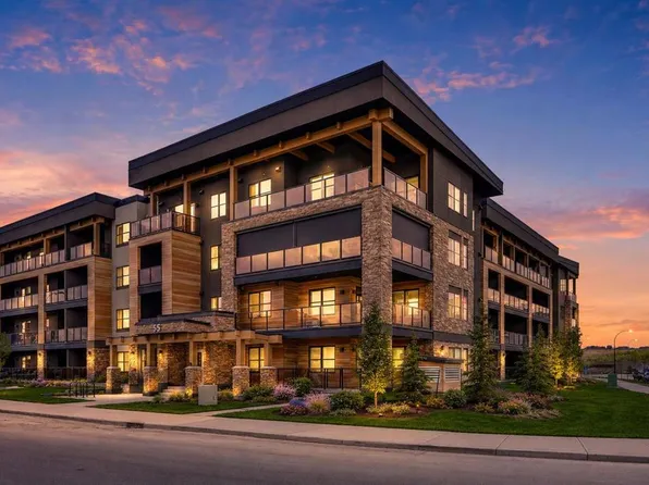 55 Wolf Hollow Cres SE #105, Calgary, AB T2X 1T8