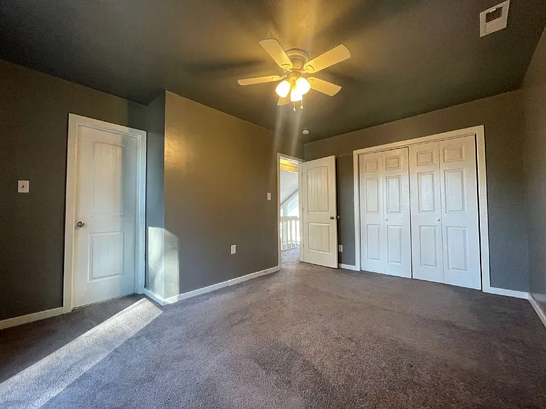 5713 Waterwood Dr — Photo 10