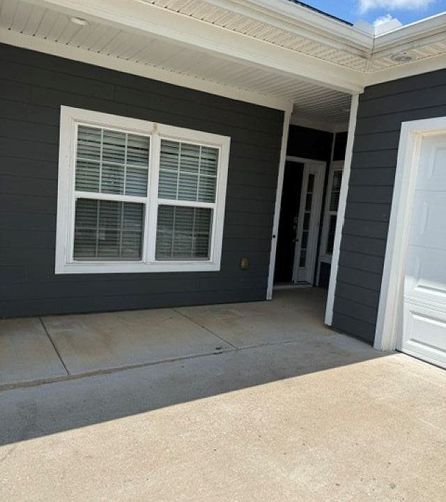 1st image of 2500-572 Crossings Blvd