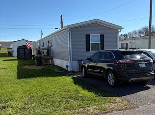 1116 Cherrywood Way, Dandridge, TN 37725