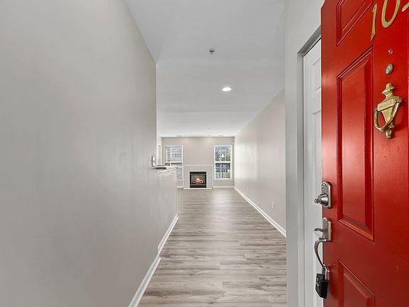 2nd image of 25340 Lake Mist Sq Unit 103