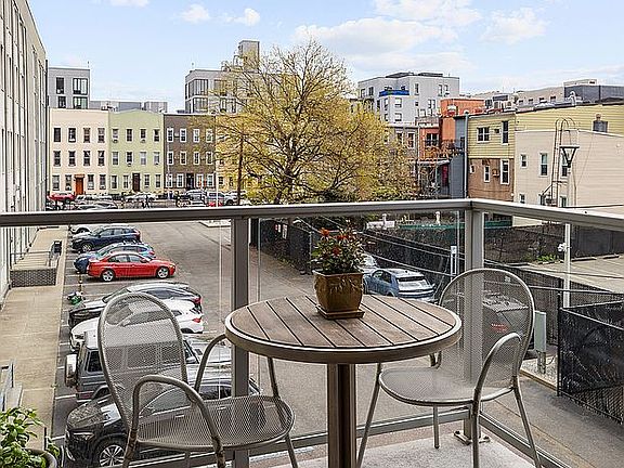 4th image of 30 Bayard St APT 3E