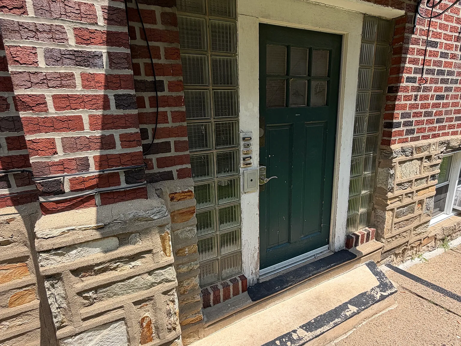 1 bed, 600 sqft, $1,150 — Photo 2