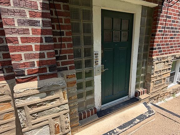 2nd image of 7908 Castor Ave