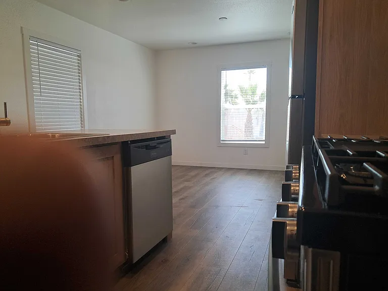 2701 E Allred Ave #81 — Photo 33
