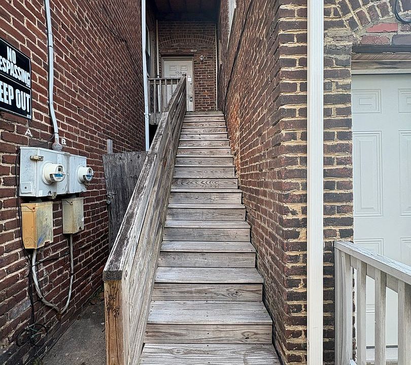 1st image of 1125B Wise St