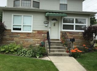 328 S 1st St, Decatur, IN 46733