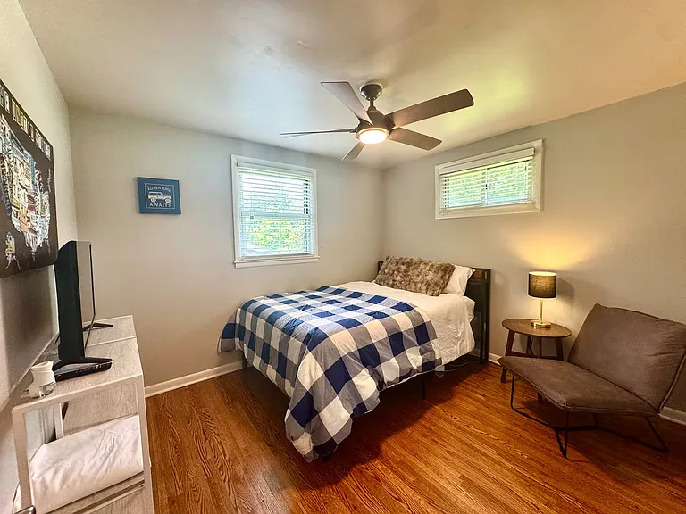 248 Sterling Rd — Photo 7