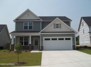 1111 Terraces Ln, Hampstead, NC 28443