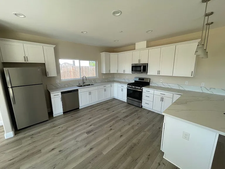 620 Circlewood Dr — Photo 5