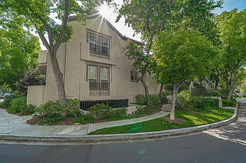 24109 Del Monte Dr #466 Photo 1