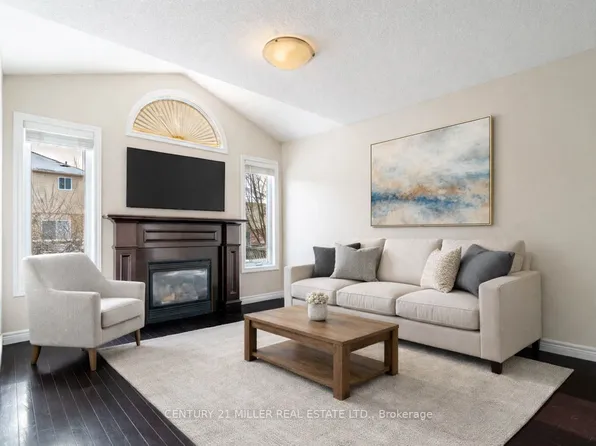 19 Henderson Dr, Guelph, ON N1E 0A1