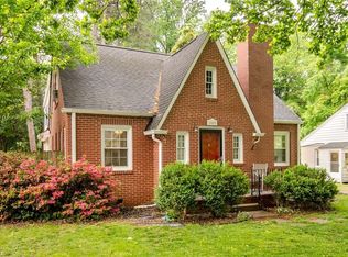 2509 Sherwood St, Greensboro, NC 27403